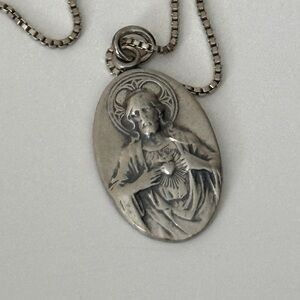 Vintage Our Lady of Mount Carmel Medal Sterling Pendant on 18” box chain